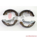 V16BS1076FF Накладки задни за Форд FOCUS от 1998 до 2004 г.