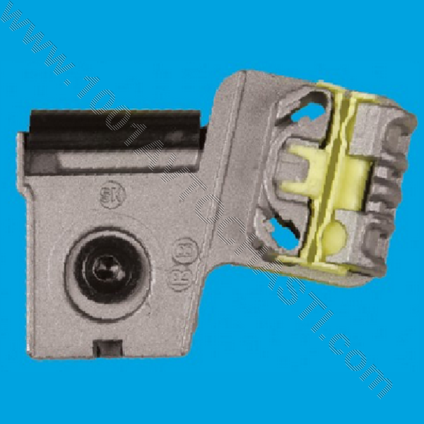 AVV-0011 Пластмасов Водач преден десен RB за WV Golf 4 Bora